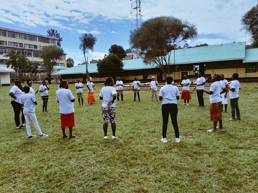 ruraltoglobal's tweet photo. When you have women in a safe environment, they are able to engage in an honest, open-minded &amp; have critical reflection.
This helps them to evaluate or reframe information &amp; situations.
#VCAT 
#akidecideusimkazie 
#nimechauka
#bongaNaAuntyJane 
@themamanetwork 
@GlobalFundWomen https://t.co/5rozutXvvr