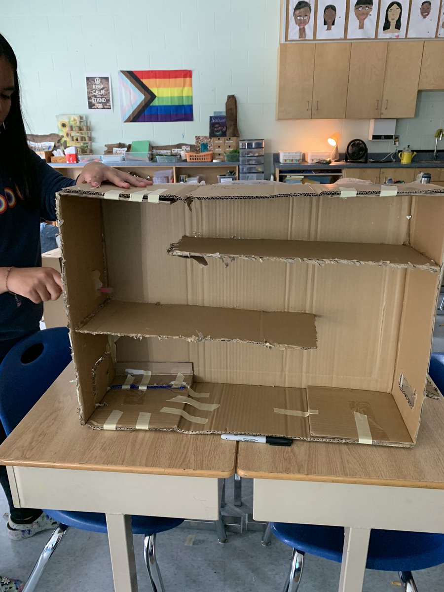 MsAndreaCooper1's tweet photo. One of our last projects of the year! Designing, creating and building an eco-friendly home. #PeelEML @EdenrosePS #grade5life https://t.co/SfyJTRMTXD