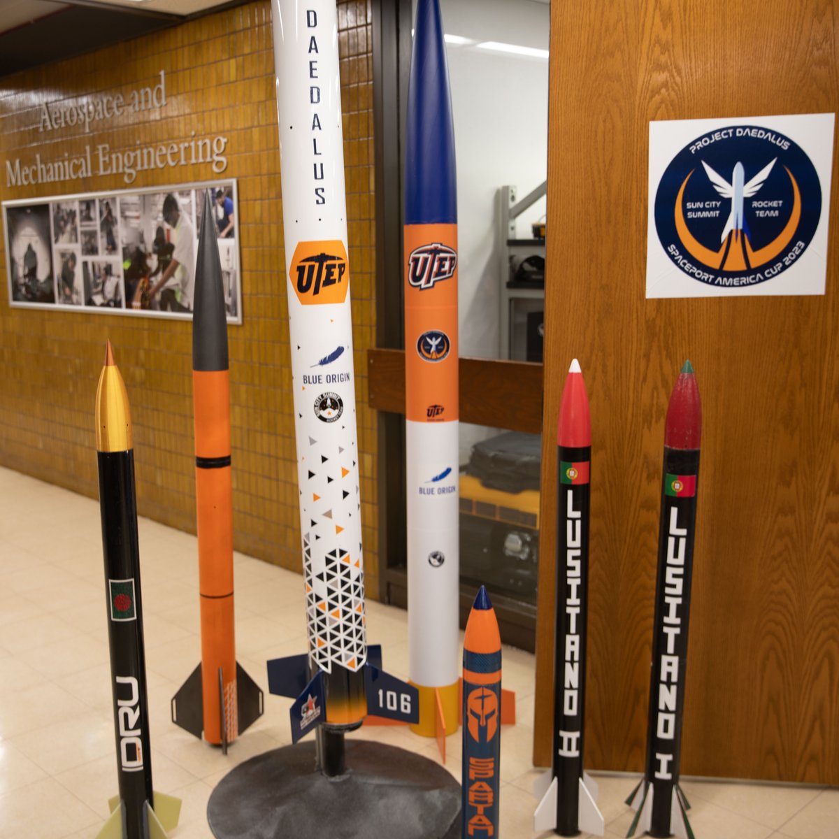 This morning, the UTEP Sun City Summit Rocket Team unveiled their rocket, Daedalus, named after a mythical Greek inventor, architect, and sculptor. The team departs Sunday to participate in the 2023 @Spaceport_Cup, the world’s largest student rocketry competition. #GoMiners!
