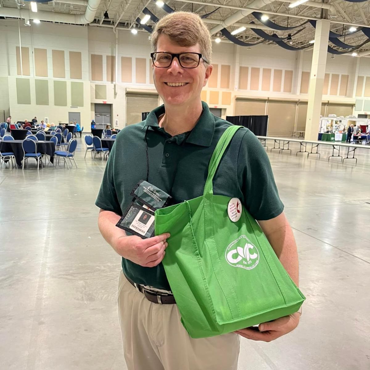 CleanValley's tweet image. CVC was represented by Doug Sasser today at the Virginia United Methodist Church Annual Conference, happening this week at the Berglund Center.

Snap a photo of yourself using one of our Clean and GREEN reusable totes and share it on our page!