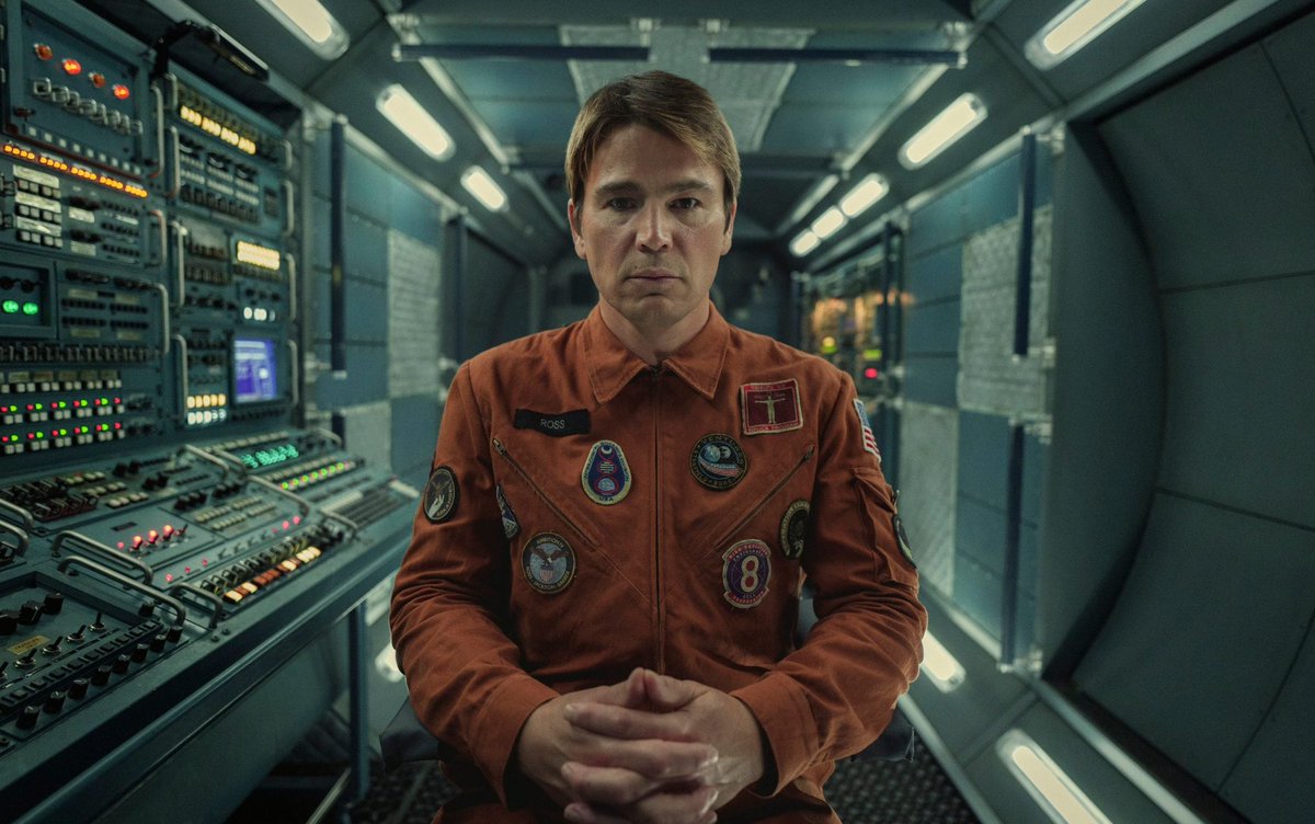 ElliotPoole1's tweet photo. Mom said it’s my turn on the Pinkman #BlackMirror https://t.co/W4RUzqBXRP