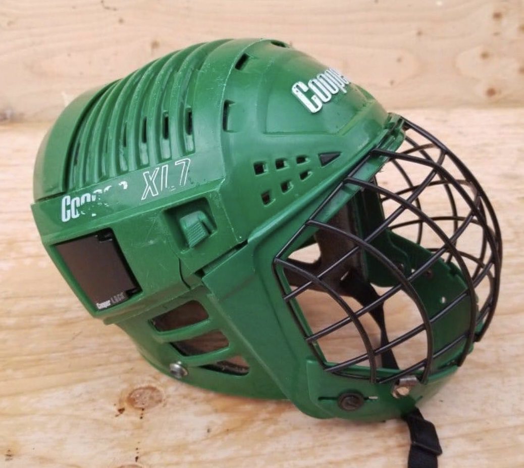 burnsieoriginal's tweet photo. You better be able to skate fast or drop the gloves with this bucket on. https://t.co/X5AKmdpzux