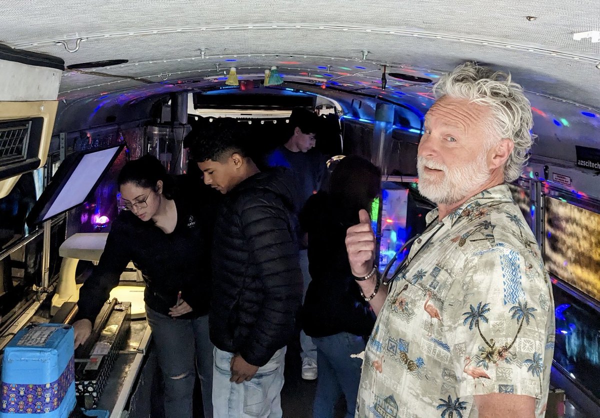 New School tweet media