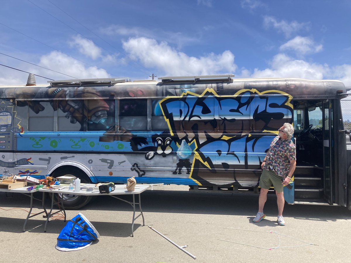 New School tweet media