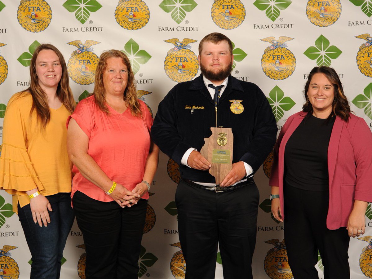 _ICAG_425's tweet photo. Great week for Indian Creek FFA at State Convention! Congratulations to Zeke for his various awards state and section winning awards! Also thanks to our community for their Foundation donations; we received the $2,000 club! https://t.co/XqUpT6mjd4