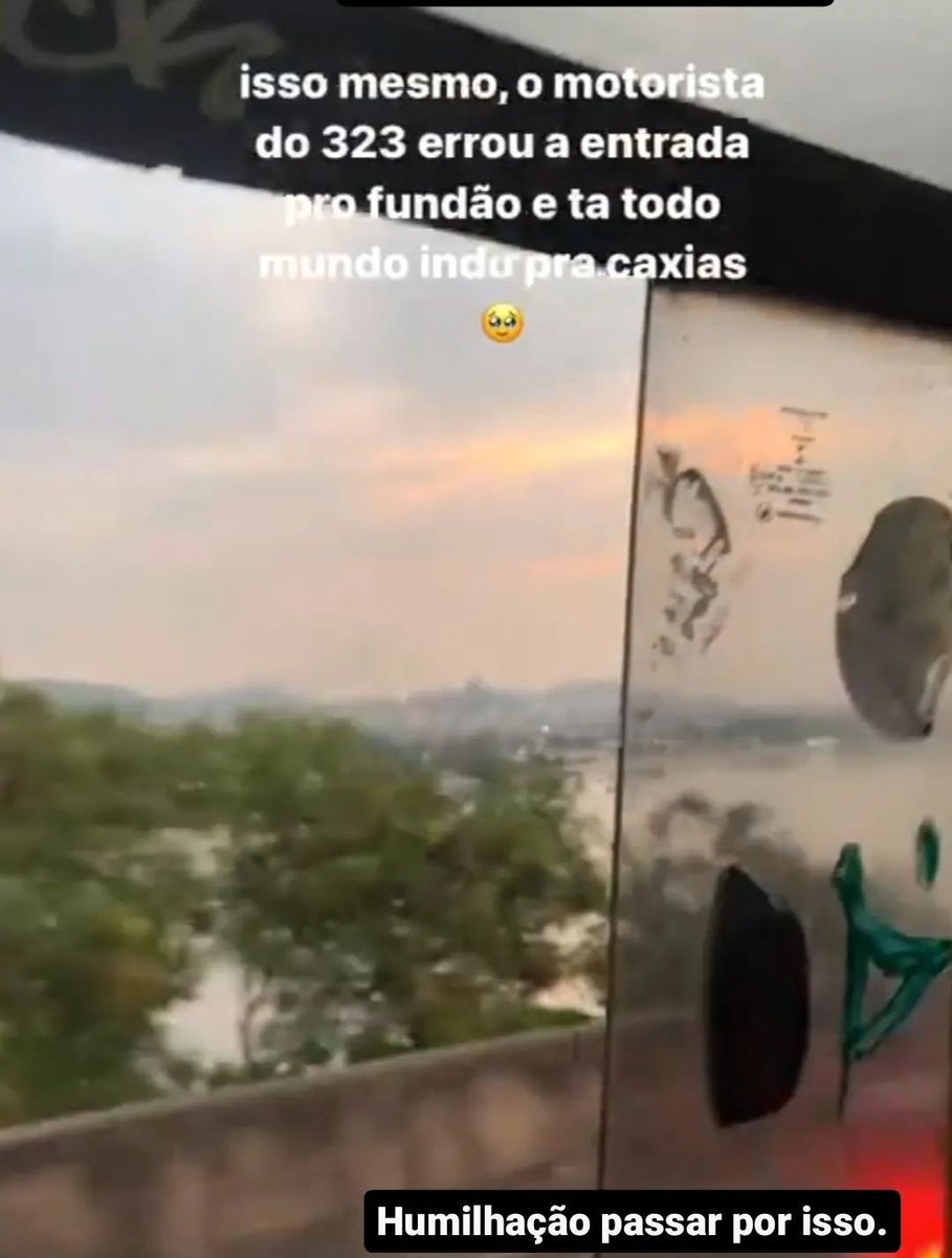 BielVerdades's tweet photo. Acabei de ver isso no Instagram é pegadinha pô
Não é possível https://t.co/61NZjSDq7H