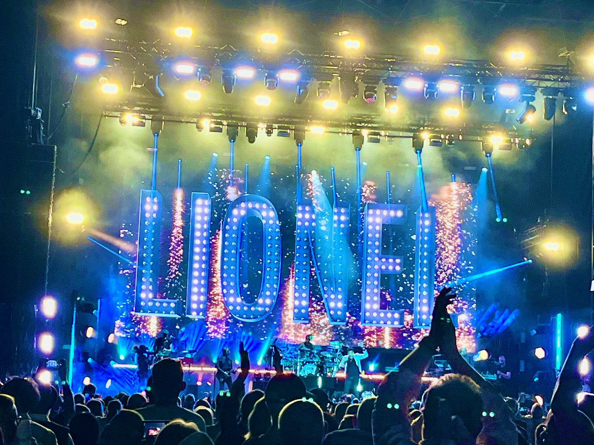 Nick James tweet media