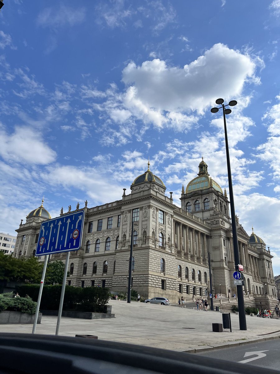 WorshipSophy's tweet photo. Prague Majestic Architecture ❤️

Euro trip travel Czech roadtrip cashslave reimbursement findom https://t.co/t2tkaC7BOv