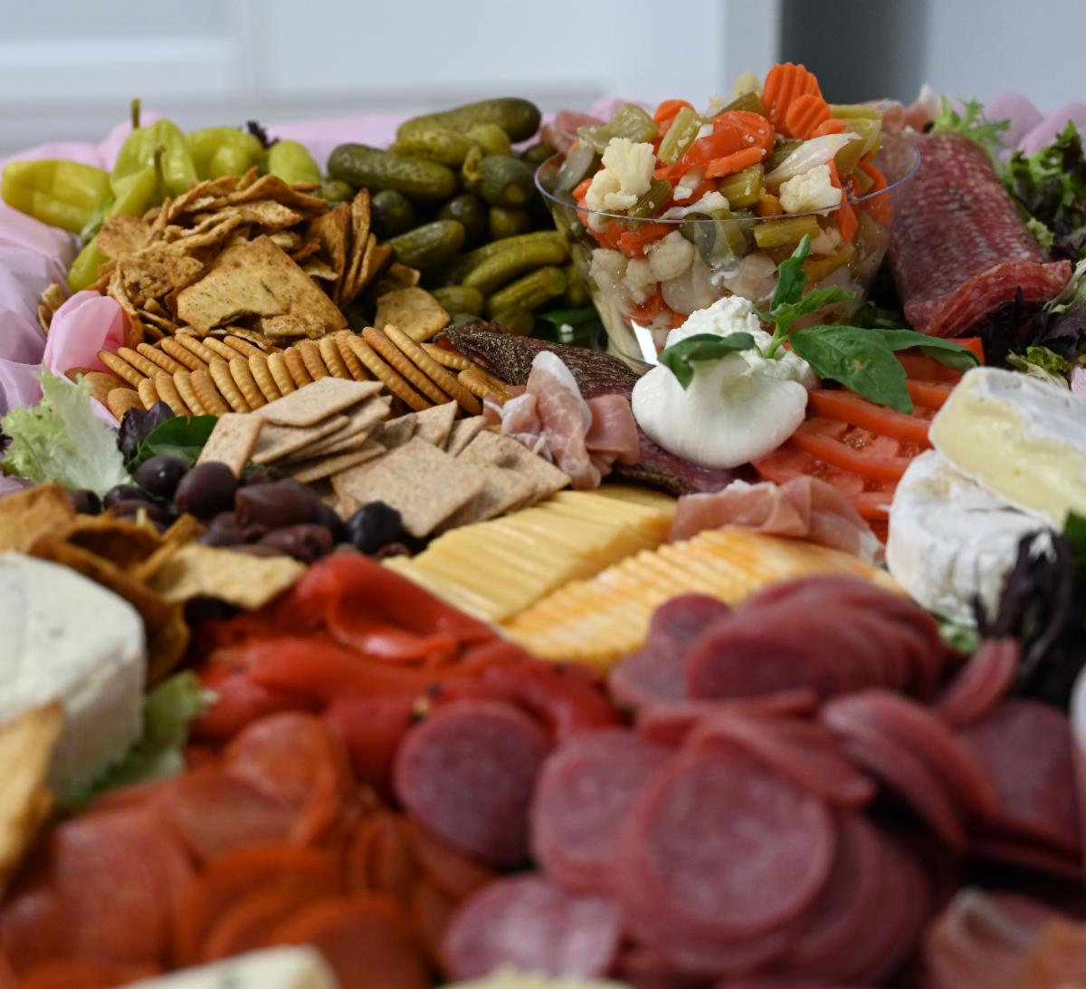 THANK YOU to everyone who helped us celebrate our Vero 787 Pediatric Open House along with an IRC Chamber of Commerce ribbon cutting June 14. Milton Banner provided beautiful and delicious bites for our guests. #HealthcareForAll tcchinc.org/services/pedia…