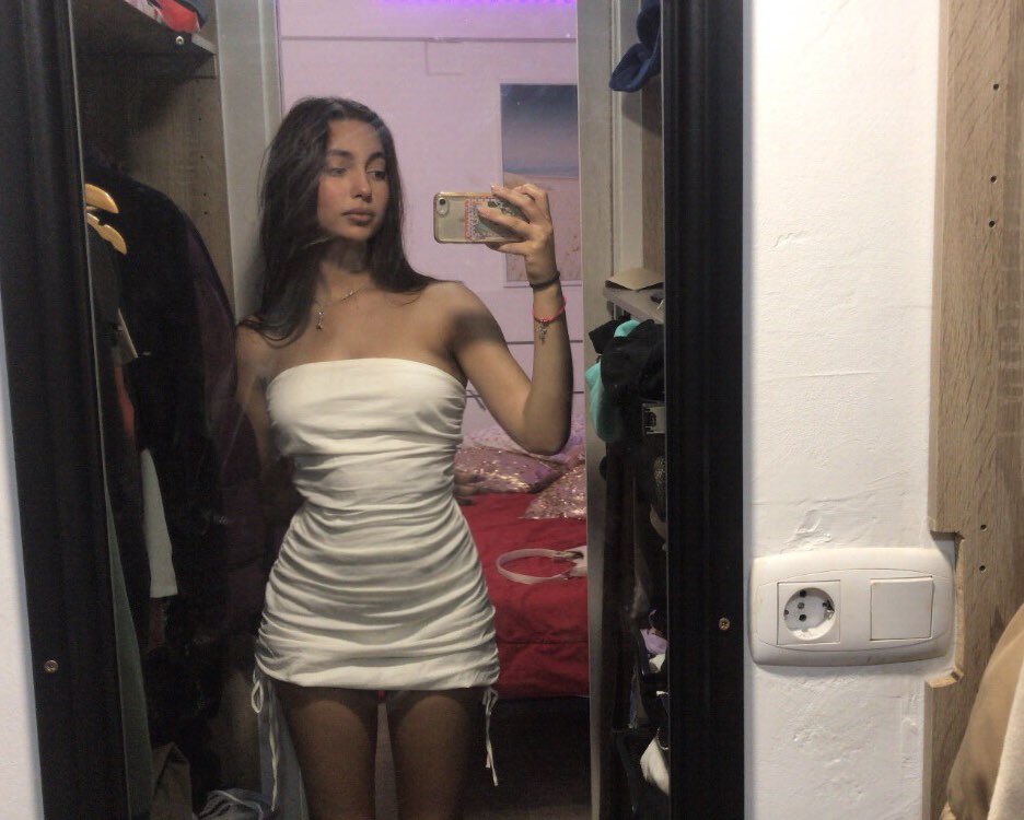lrnsfer's tweet photo. 4 lauren https://t.co/GMmhWVJPuq