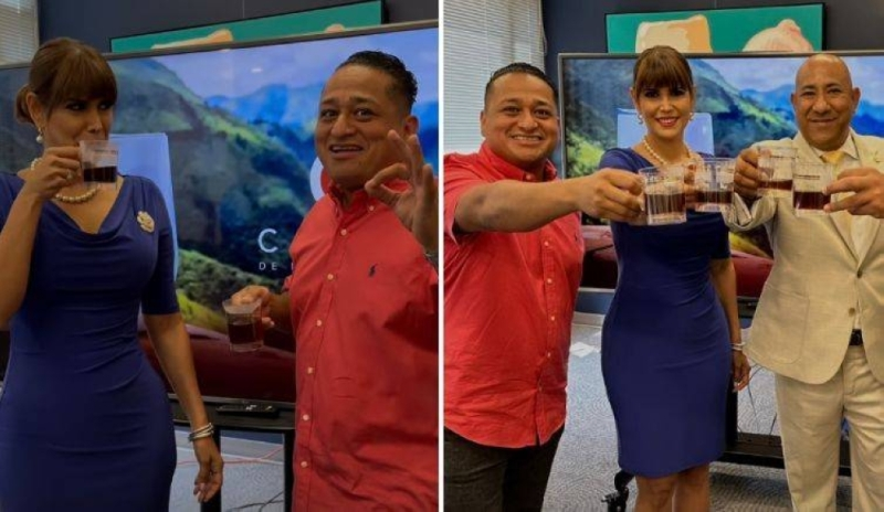 ElMundoSV's tweet photo. #Escena | Chepe El Caballito degustó café de El Salvador con Milena Mayorga   

https://t.co/kkALYw9rI5 https://t.co/2T8CjX1nz9