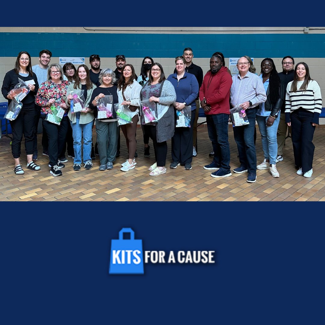 Kits4aCause's tweet photo. Happy #TBT!💙🎉 We’d like to give a special shout-out and thanks to the @ArcelorMittal Dofasco team for  hosting an incredible and successful #KitPacking event and helping spread the love and messages of #hope all in support of #LivingRock
#givingback #EmployeeEngagement https://t.co/9bHNnlmXUs