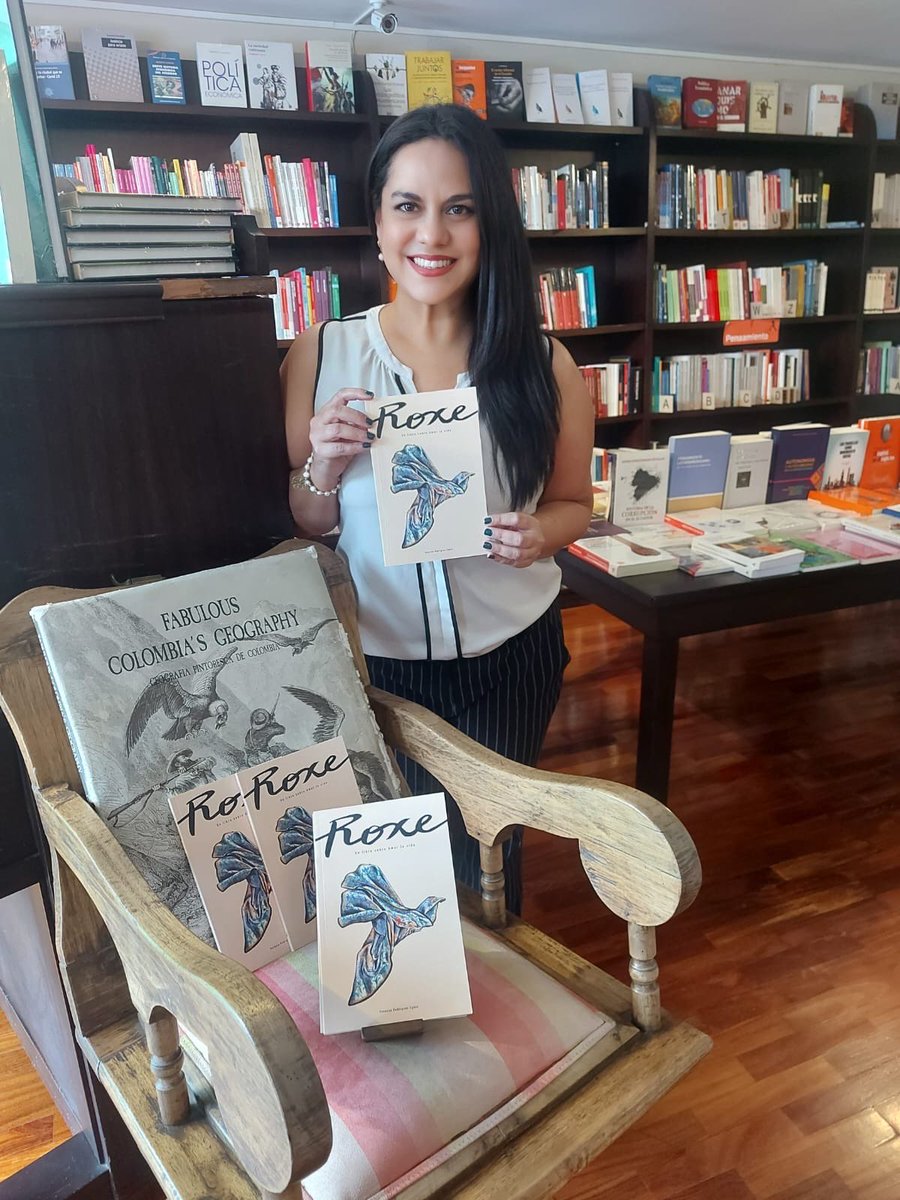 HogardBelen's tweet photo. #Roxe ya está disponible en #Quito en @LibreriaRayuela ! Puedes adquirirlo en calle Germán Aleman E12-62 @rodriguezvane https://t.co/mKps7SVlSw