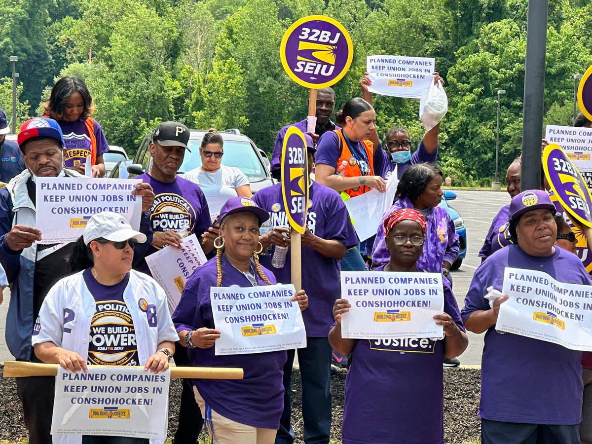 32BJSEIU's tweet photo. Today as we rally from state to state and mark the 33rd anniversary of Justice for Janitors Day! Janitors are essential workers who deserve recognition and support. Let's stand together and ensure they receive the fair treatment they deserve. #JusticeForJanitors https://t.co/Fts3HaeTYU