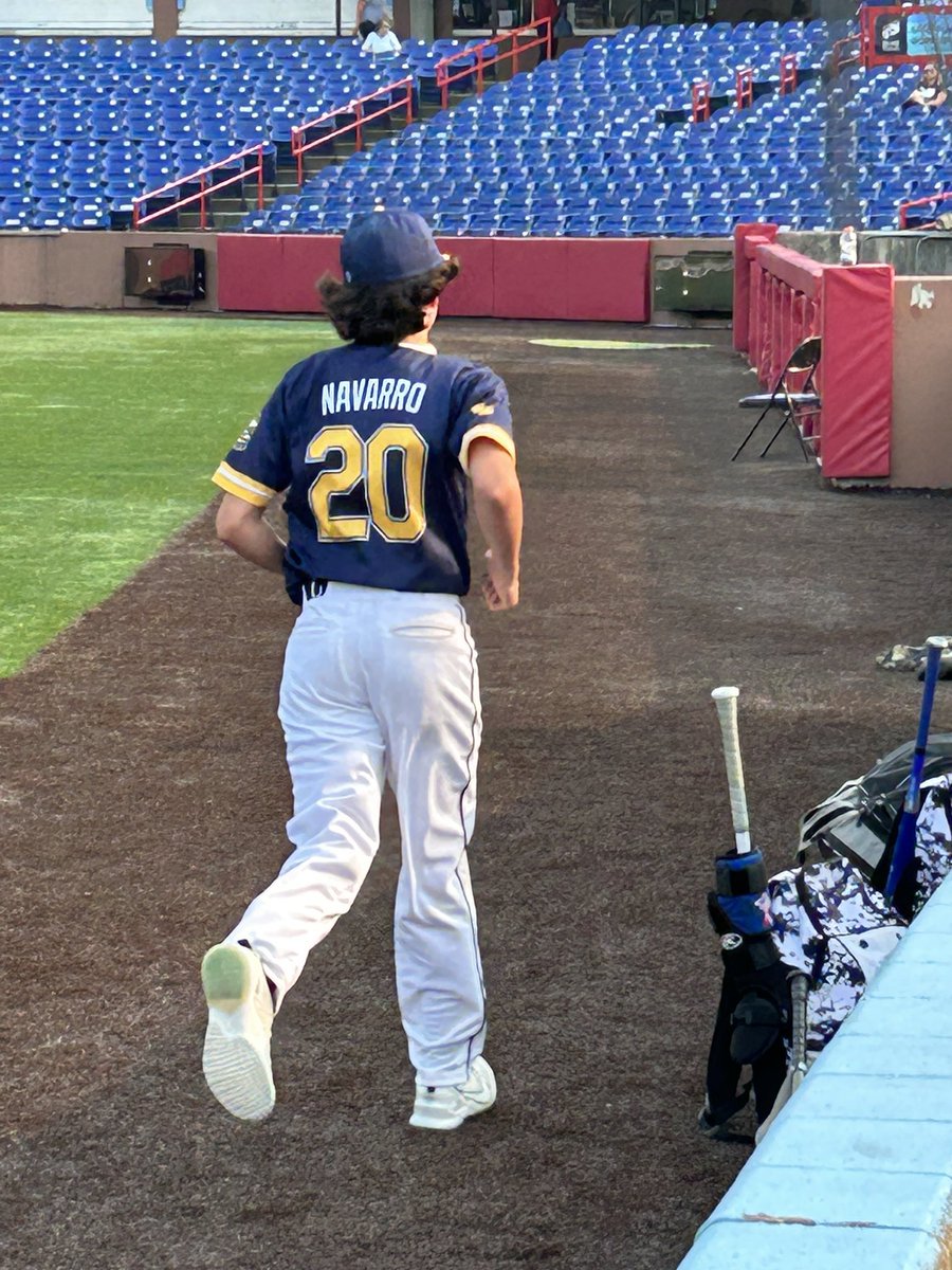 CJBurg97's tweet photo. @14UMiBrewers 14u June Jam.  Florence, KY https://t.co/RsdkOY7Eaf
