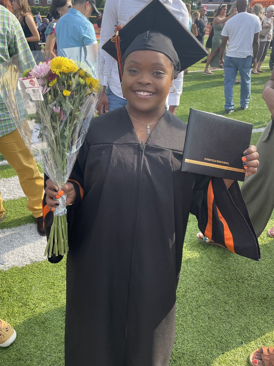 SkillsShs's tweet photo. So proud of these students! 🎓🧡🖤Congratulations to the class of 2023! @SomervilleHSNJ @GFoleySHS @JenniferDepace @TanyaEMcDonald https://t.co/HOl7hZyrE6