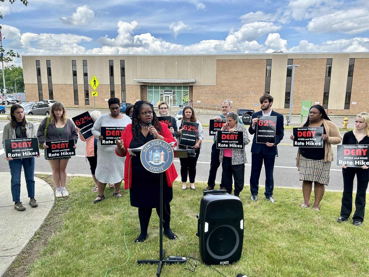SenatorLeaWebb's tweet photo. I hosted a press conference with @DonnaLupardo to reject @NYSEandG's proposed delivery rate hikes. These increases, compounding over 3 years, would result in a 62% raise for electric and 17.8% for gas. That is unacceptable! Electricity and heat are necessities, not luxuries. https://t.co/1IwIZ2h5pF