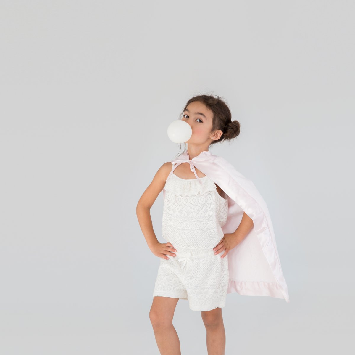 Little Giraffe blankets make me feel like a superhero!

l8r.it/byyU