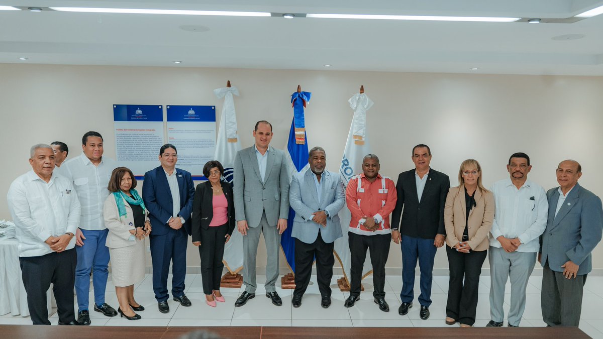 adolfoperezdl's tweet image. ¡Hoy es un día muy especial para mí! 
Desde @promesecalrd hemos firmado un convenio muy importante con el @gabsocialrd para mejorar la calidad de vida de jóvenes en situación vulnerable. 
 #AdolfoPérez #PROMESECAL 
 #DesarrolloJuvenil #CompromisoSocial