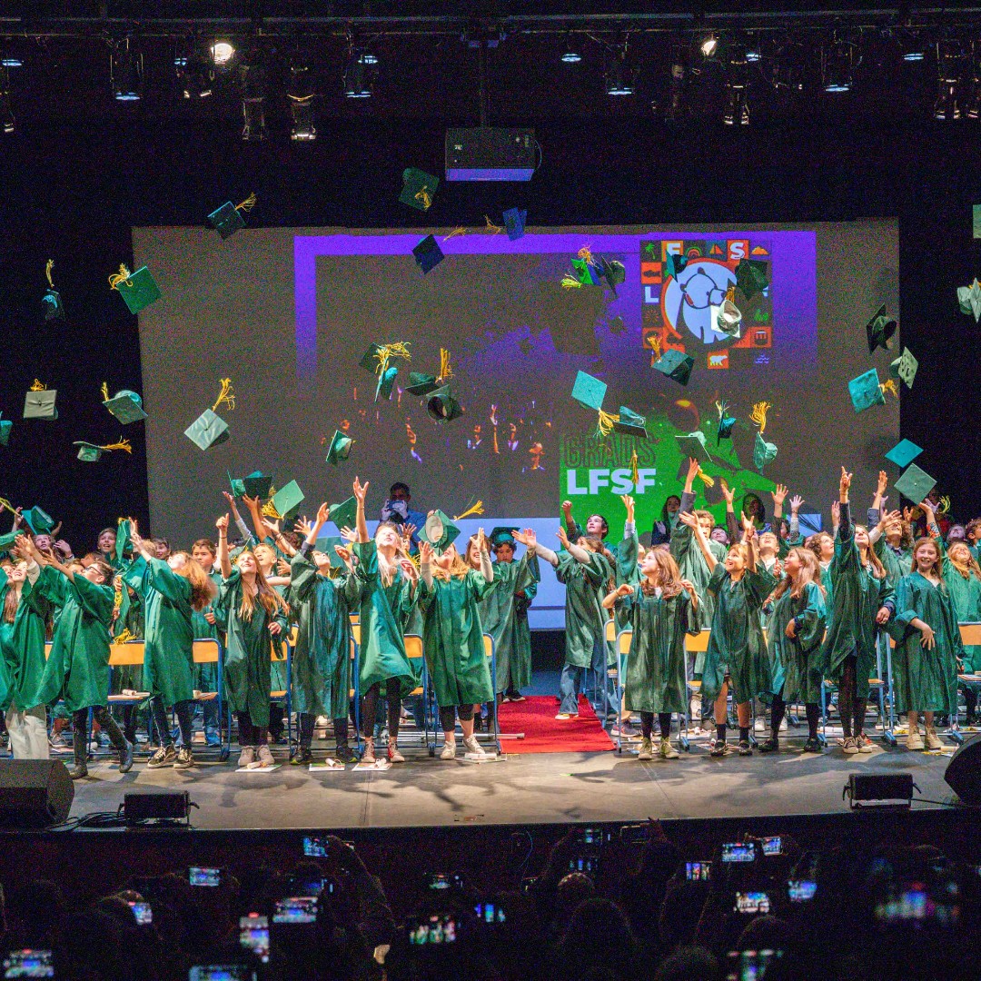 lelyceeSF's tweet photo. Yesterday was the last graduation: congratulations to Gr5 students!🧑🎓 We're so very proud of you 👏🤩
#LFSFjadore #LFSFthrives #LFSFpride https://t.co/7hMhraPy5z