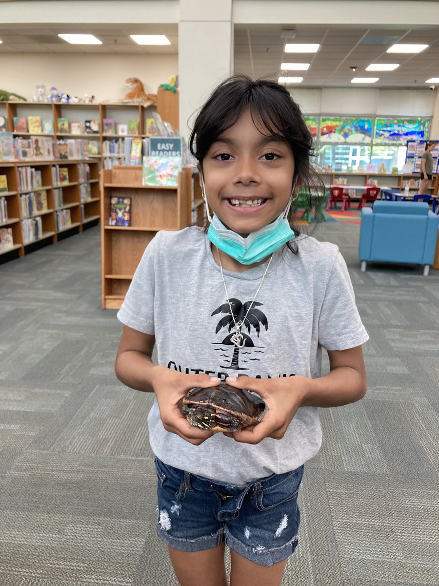 PrinceWmLibrary's tweet photo. 🐢 World Turtle Day at Chinn Park Library was so much fun! Fans stopped by for a Meet and Greet with our local shellebrity, Squirt, and to enjoy other turtle activities. 

#PWPLibraries #SquirtReads #PublicLibrary #Library #Turtle #Turtles #PWPLSummer https://t.co/HPBOQhfaCM