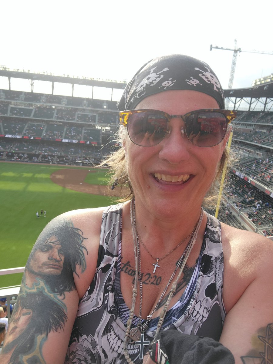TribSportsLady's tweet photo. Truist Park in Atlanta is beautiful #Braves #Atlanta #AtlantaBraves #TruistPark #MLB #baseball #Travel #healthcoachlife https://t.co/3MUOm1PCHu