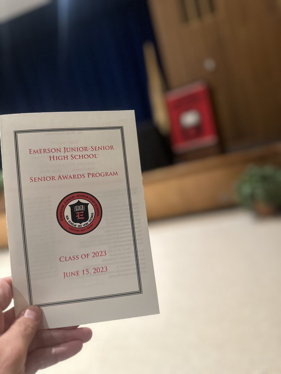 EmersonSupt's tweet photo. Congratulations to the Class of 2023!  #GoCavos https://t.co/BhKoDBCwhE