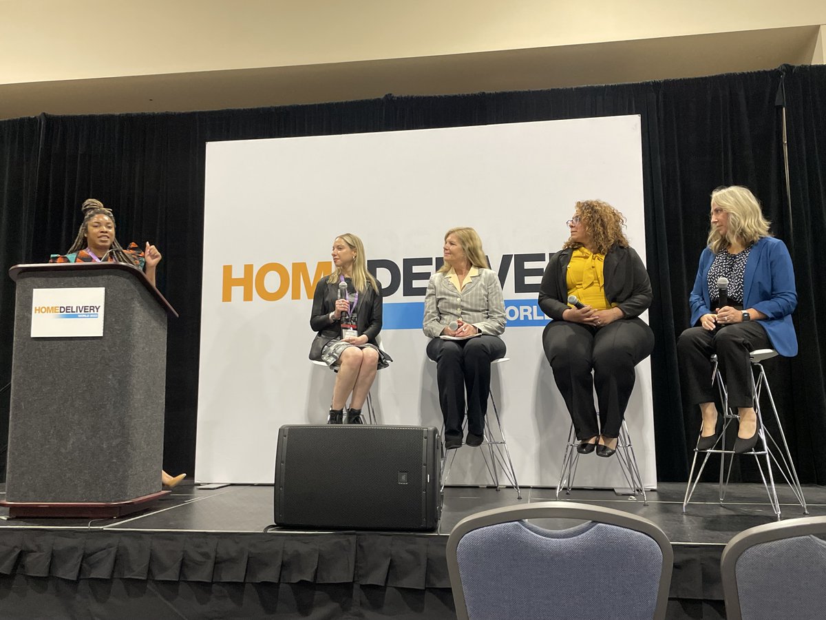 Great 'diversity without division' panel @HomeDeliveryUSA featuring Joresa Blount @goflyyusa, Suzanne Rabicoff @InvTechInc, Ellen Voie @WomenInTrucking, Maryann Ramirez @Henkel and Shirley Garrison. 'Call out people who claim women don't want to work in logistics. We do!'