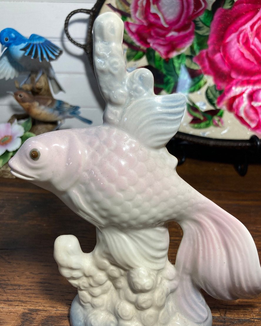 Porcelain Fish Figurine For CA$30
Get it Now!
etsy.com/ca/listing/101…
-
-
-
#Etsy #EtsyShop #EtsyVintage #Porcelain #PorcelainFigurine #PorcelainFishFigurine #Figurine #Vintage #VintageFigurine #VintagePorcelain #VintageFishFigurine #VintagePorcelainFishFigurine #Deesnewoldgems
