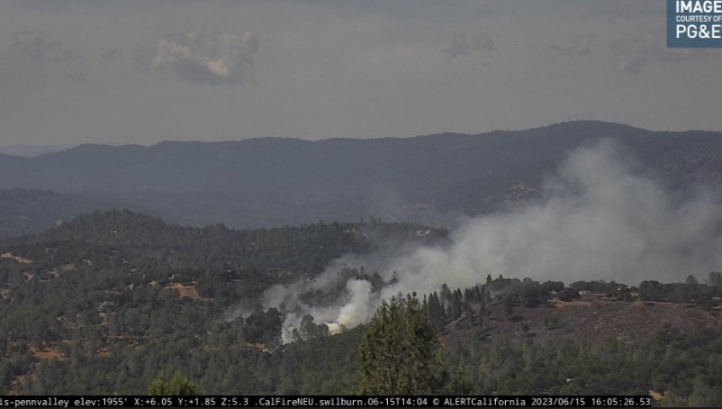 CALFIRE_ButteCo's tweet image. CAL FIRE is at scene of two fires in our neighboring Nevada-Yuba-Placer Unit. We are sending two engines and a crew to the #ScottFire in Loma Rica. The #McCourtneyFire is burning in Penn Valley. Smoke from these fires may be seen in southeastern Butte County. @ALERTCalifornia