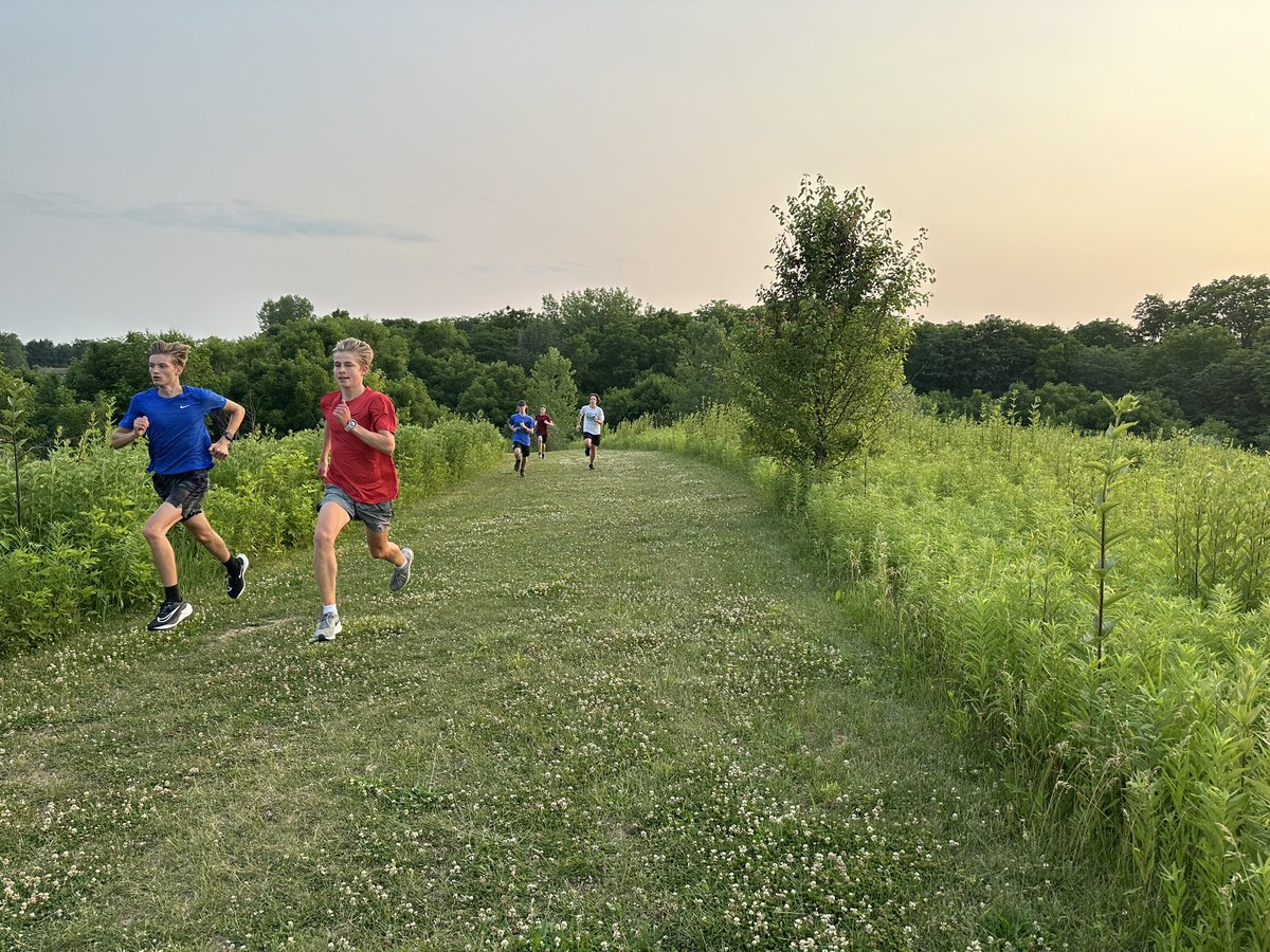 Coach_GTXC's tweet photo. Some of my favorite days right here. Summer nights and hills with the kids. Consistently doing the small things turns into big things. Another Thursday night in the books. #hillsfordays #thegirlslovedthishashtagidea #GTXC https://t.co/I5ttXPjdNl