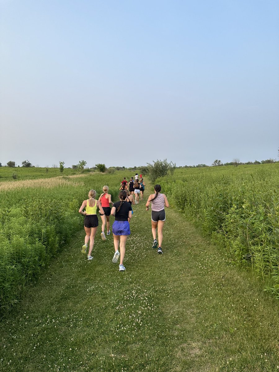 Coach_GTXC's tweet photo. Some of my favorite days right here. Summer nights and hills with the kids. Consistently doing the small things turns into big things. Another Thursday night in the books. #hillsfordays #thegirlslovedthishashtagidea #GTXC https://t.co/I5ttXPjdNl