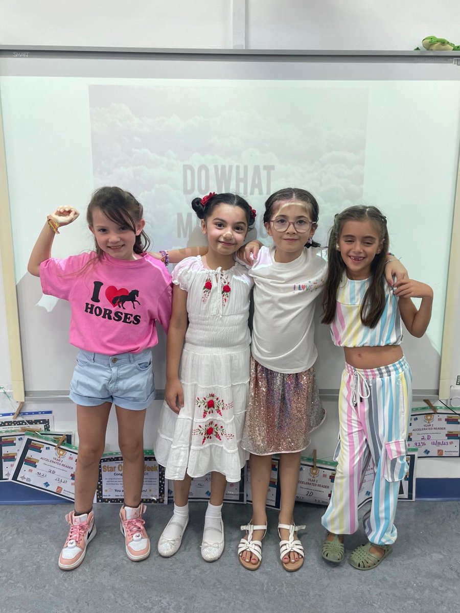 Happiness Day has started with lots of smiles in 2D! Smiling is contagious! Be so happy that when others look at you, they become happy too! 😊💛 <a href="/DubaiBritishEH/">Dubai British School</a> #BeginsAtDBSEH