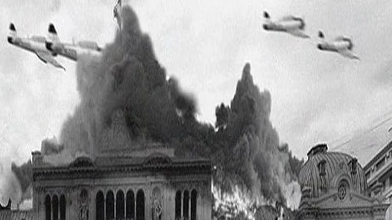 OMuscatiello's tweet photo. 68 años del bombardeo a la Plaza de Mayo
!No Olvidamos, No Perdonamos
No nos han vencido !!! https://t.co/Ns4SfuRxXH