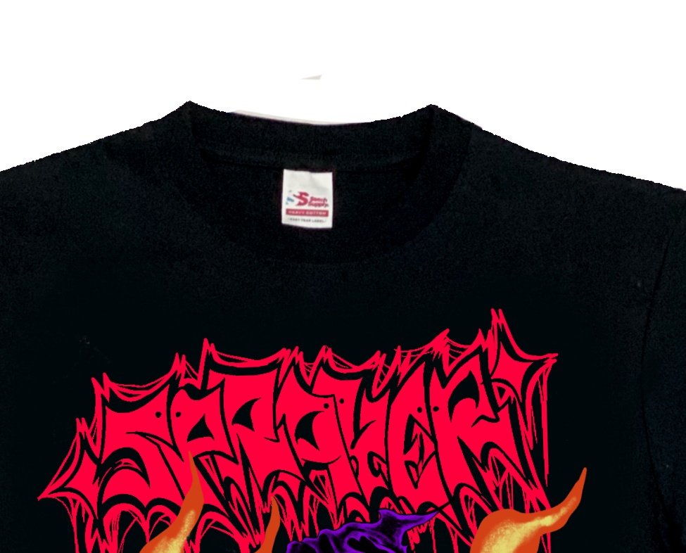 Guna memenuhi kebutuhan transportasi band gjlz ini untuk mengunjungi beberapa kota teman teman sekalian, kami akan buka preorder singkat nanti malam. 
Ditunggu ya. 
Kaos biasa banget, pada umumnya. 
SALAM LOSS