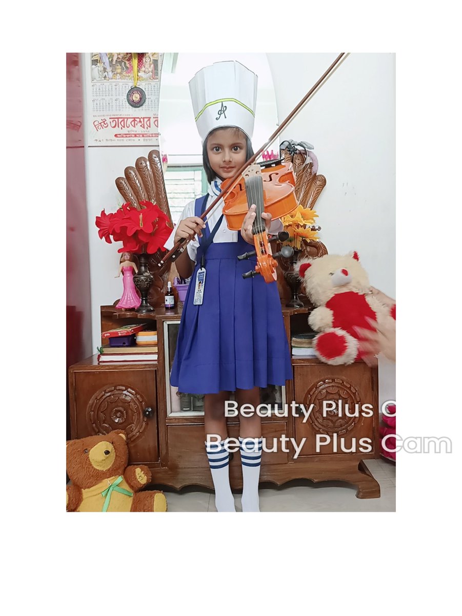 sujoy_gmail's tweet image. My Daughter with her Violine