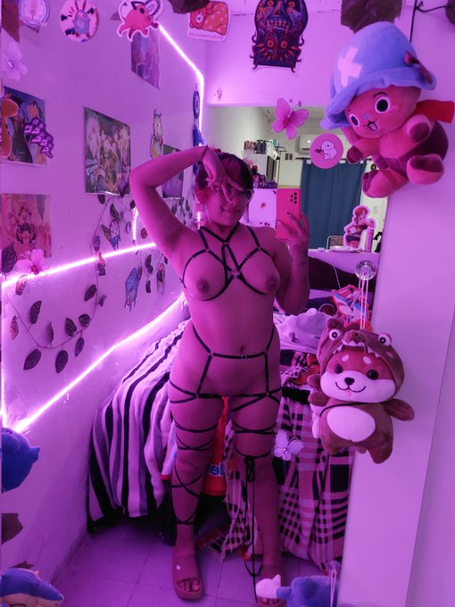 Vuelvo a Twitter?? ❤️ Mmm si  🔁 SIII POR FAVORRR !!! https://t.co/8sKVZRrzkb