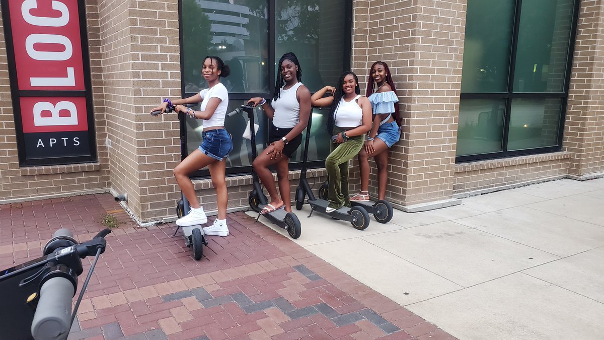 Officer's Day Out was a success even though we were missing 3...💜 #summerouting #officerdayout #dancelife #htown #funinthecity #hhsnextlevel #Wildcatdets