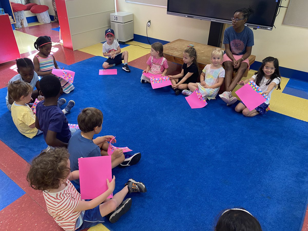 Can you spot a pattern breaker? After reading Pattern Breakers by Daniel Finkel, we created our own patterns and included pattern breakers for our friends to spot. We enjoyed this activity! #trinitylearns #trinitysummercamps