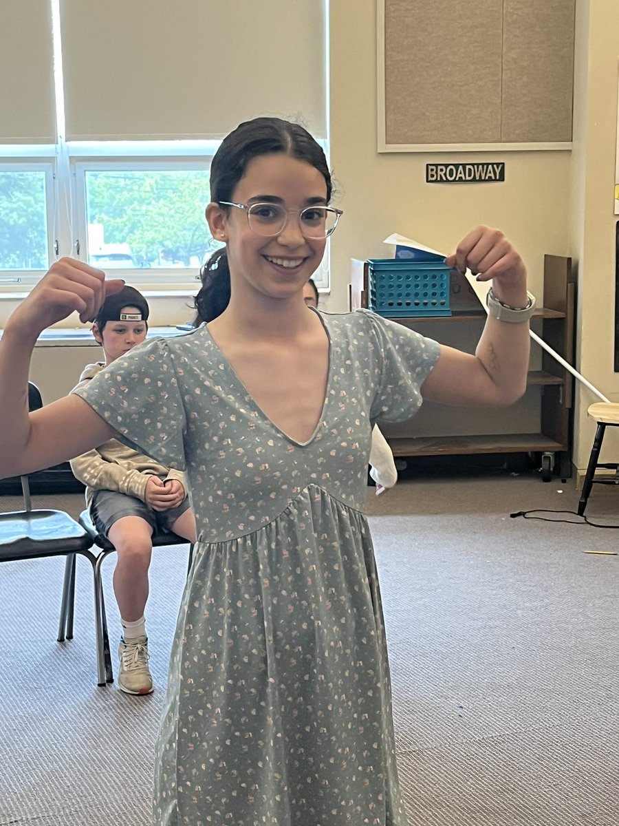 NAMS_Chorus's tweet image. 6th Grade Acting did an amazing job performing Wooing Wed Widing Hood on Tuesday! @NAMiddle @NASupt