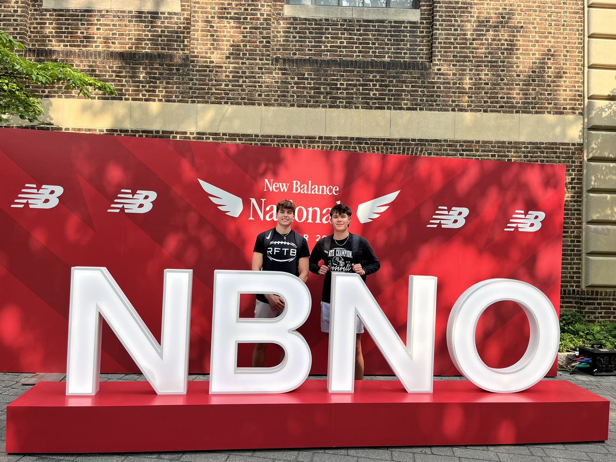 Arrived in Philadelphia for #newbalancenationals ! 
Thankful for this opportunity and can’t wait for the last races with my guys! <a href="/JaydenN/">Jayden Nohr</a> <a href="/andrew_masch/">Andrew</a>