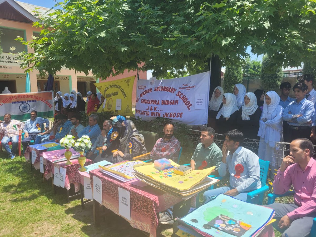 DIETBudgam's tweet photo. Under the #G20_Janbhagidari, activities aligned with the spirit of FLN and NEP 2020, Teachers and students came togather across the Budgam and a TLM mela is orgnised in collaboration with DIET Beerwah.
#G20janbhagidariforFLN
#FLNjanbhagidarimovement
#MOEforFLN
#NCERT
#SCERTJK https://t.co/nfFvXDWbny