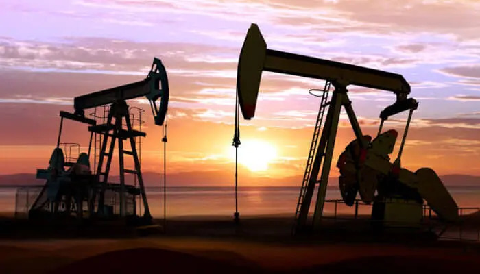 According To The IEA, Oil Demand May Peak This Decade:

tycoonstory.com/according-to-t…

#iea #FossilFuels #businesses #oildemand #cleanenergy #fatihbirol #energycrisis #oilconsumption #barrels #fueleconomy #ElectricVehicles #oilproduction #CNN #shell