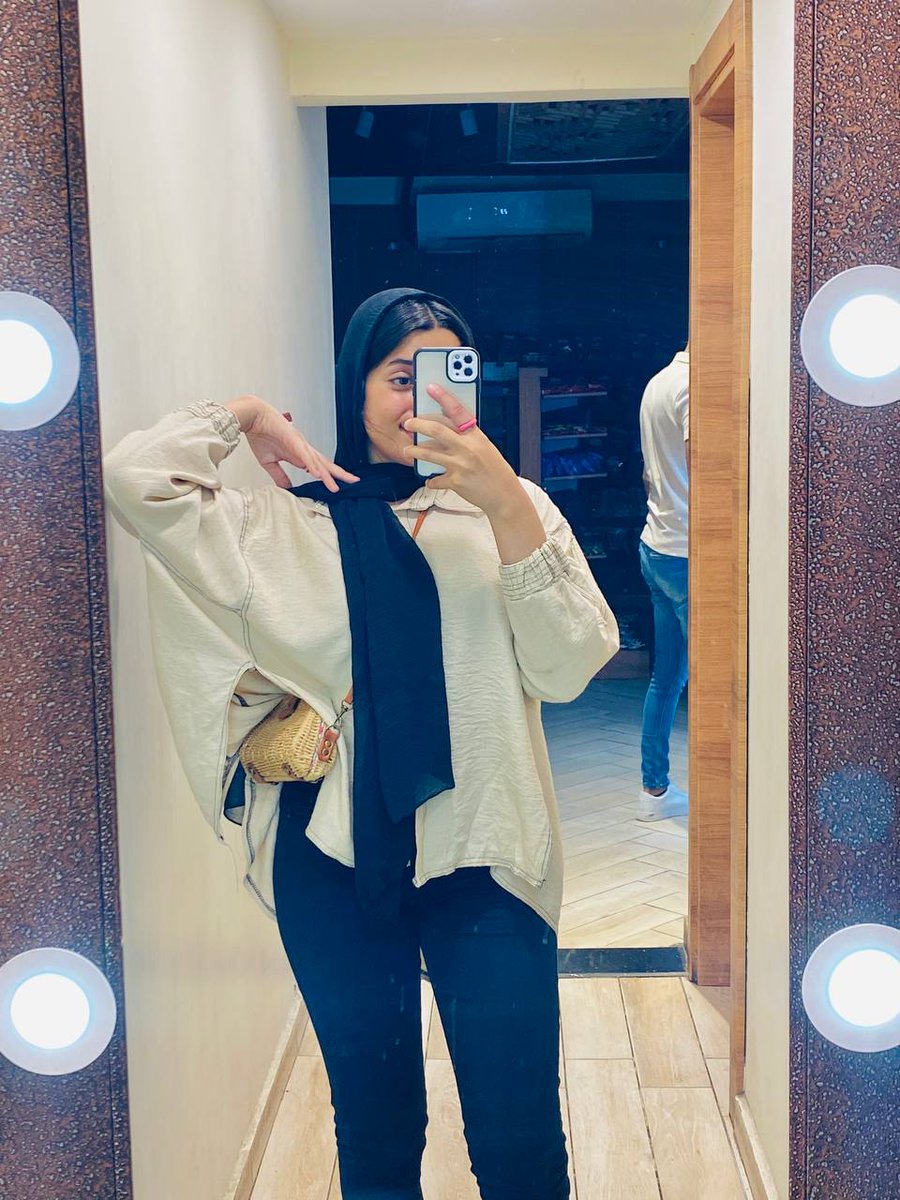 fatmaahmeed20's tweet photo. A light day for me✨ https://t.co/hlmnfdRNue