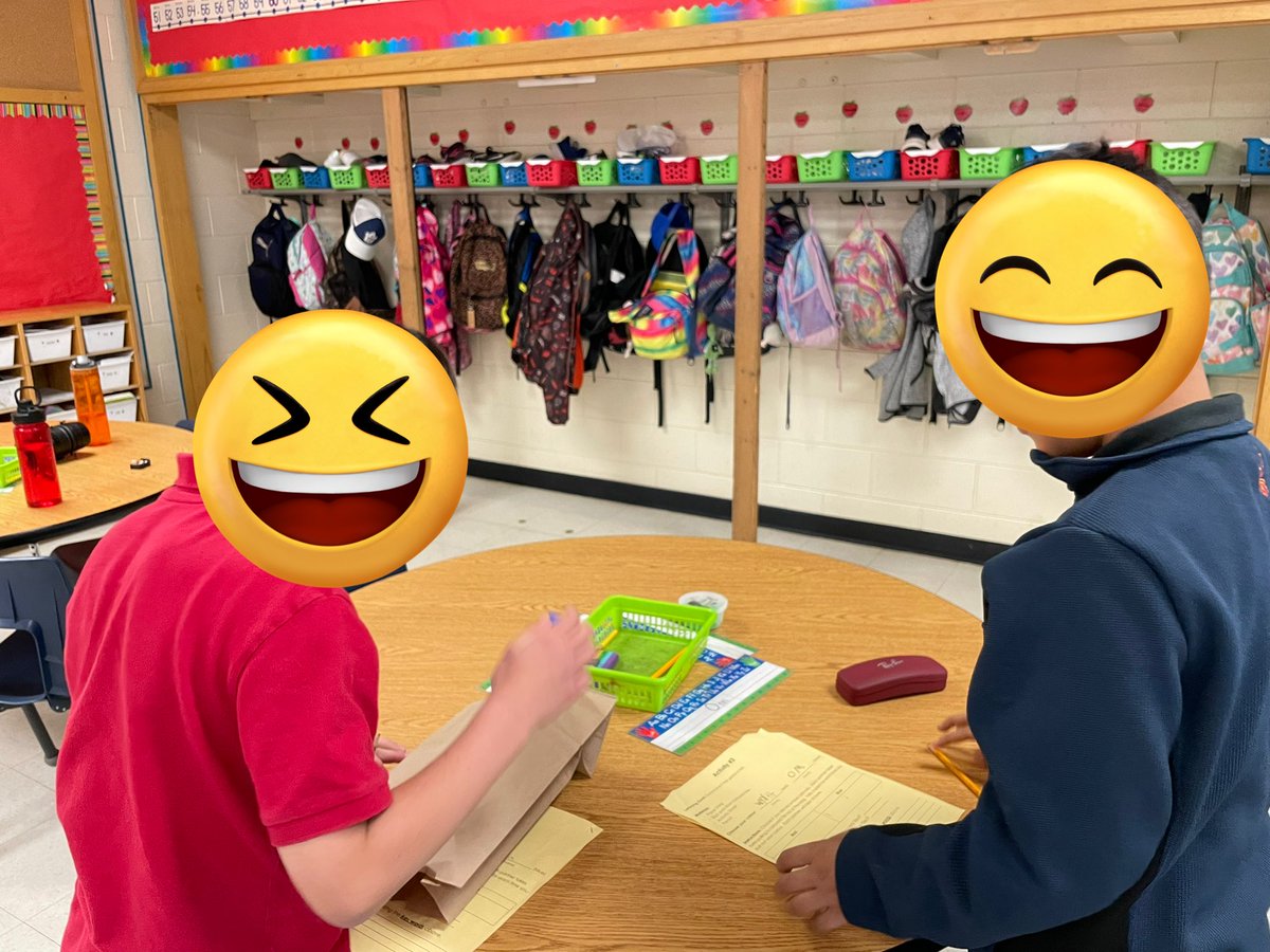 Mrs. Henderson’s Grade 3/4 Class tweet media