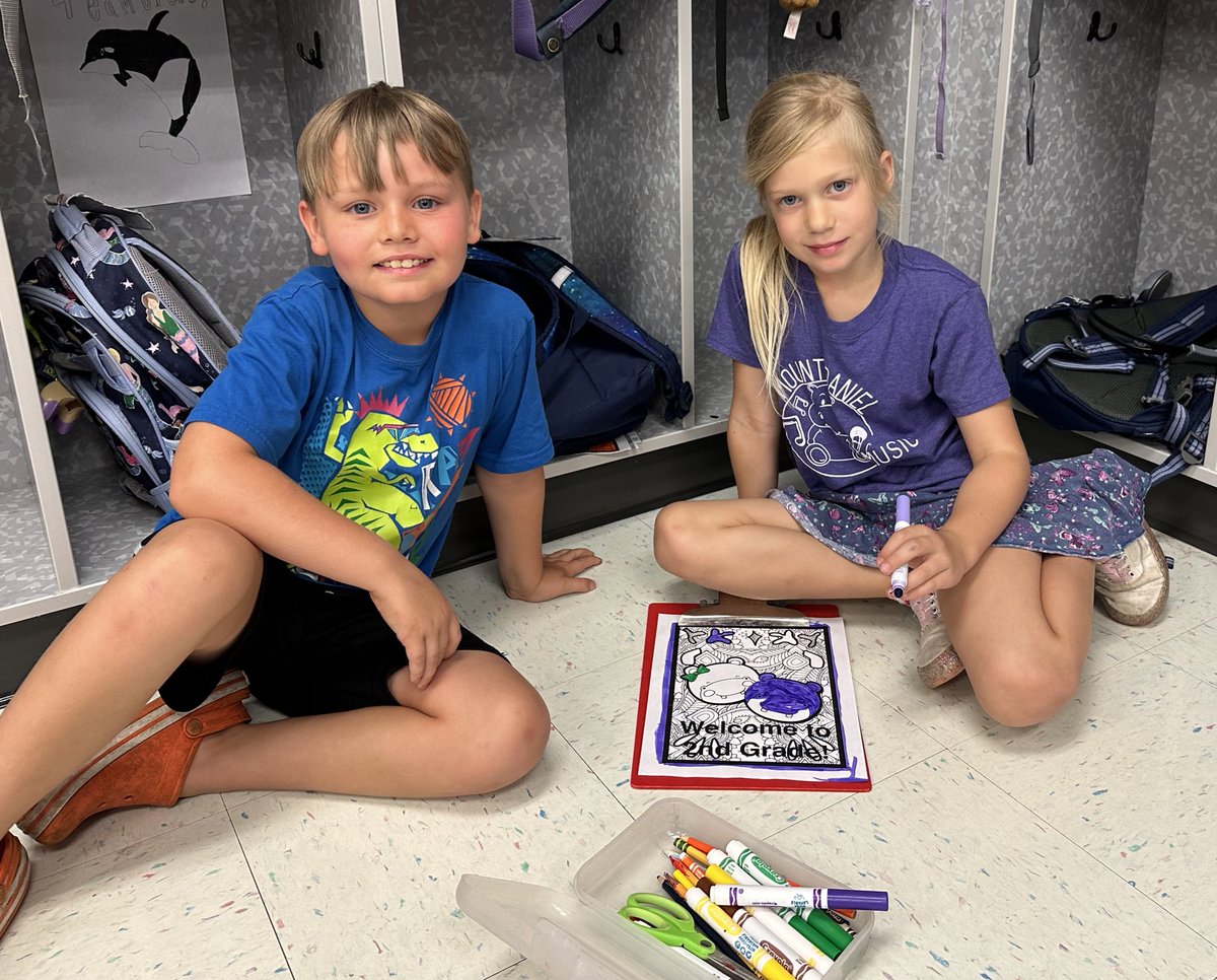 Meg Flajser tweet media