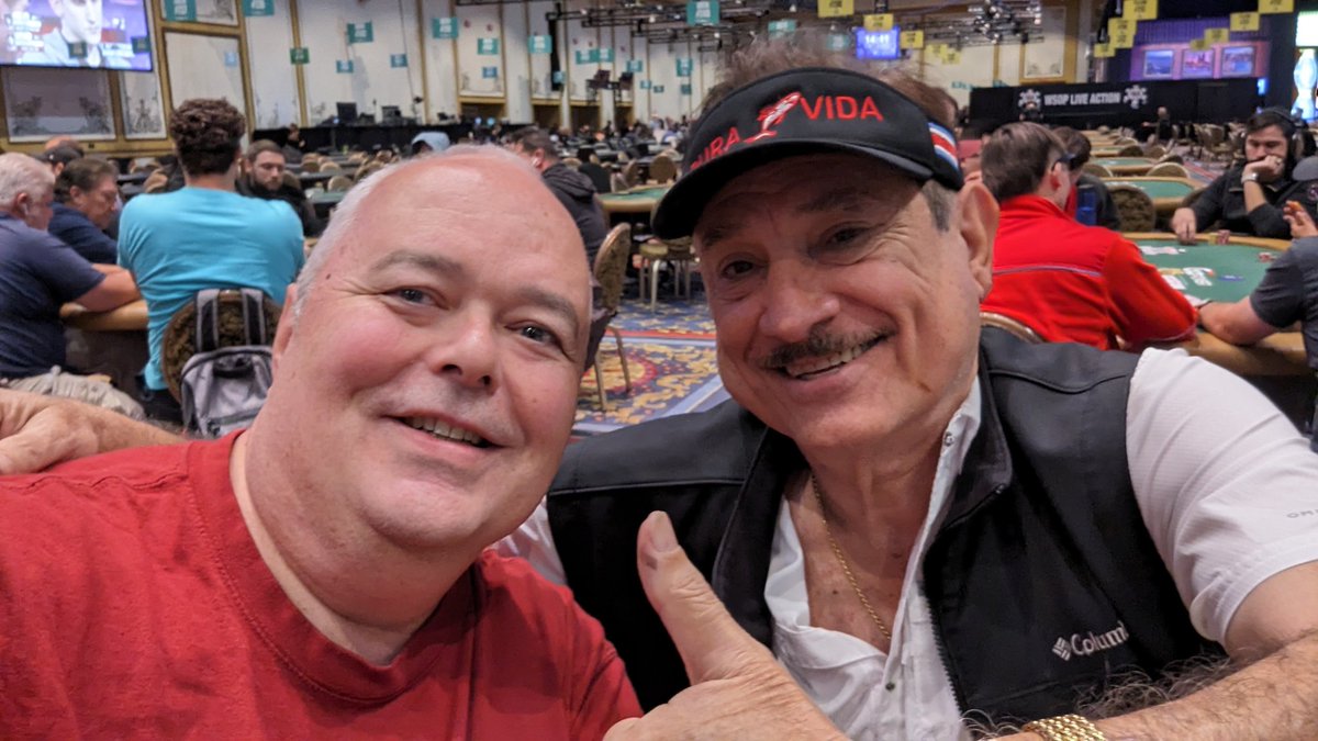 N4GN's tweet photo. Told Humberto I wanted a selfie before I bust him. #WSOP #Event37 https://t.co/SnGnni9X6R