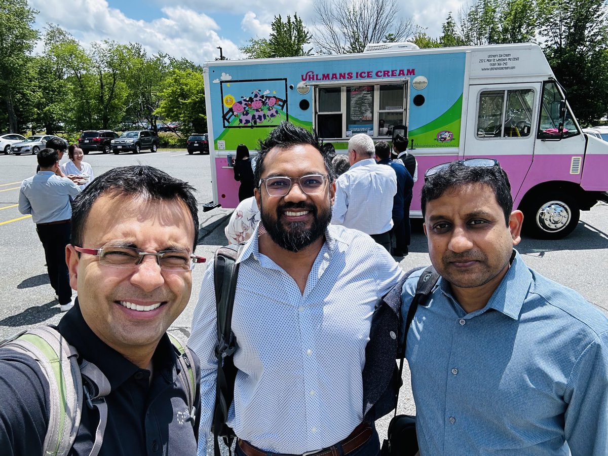 pchakravarty's tweet photo. #loveselling and why not, when your customers and partners treat you to a surprise all-you-can-eat ice cream truck 😀
#stilldayzero @zinier https://t.co/mHfjOPl602
