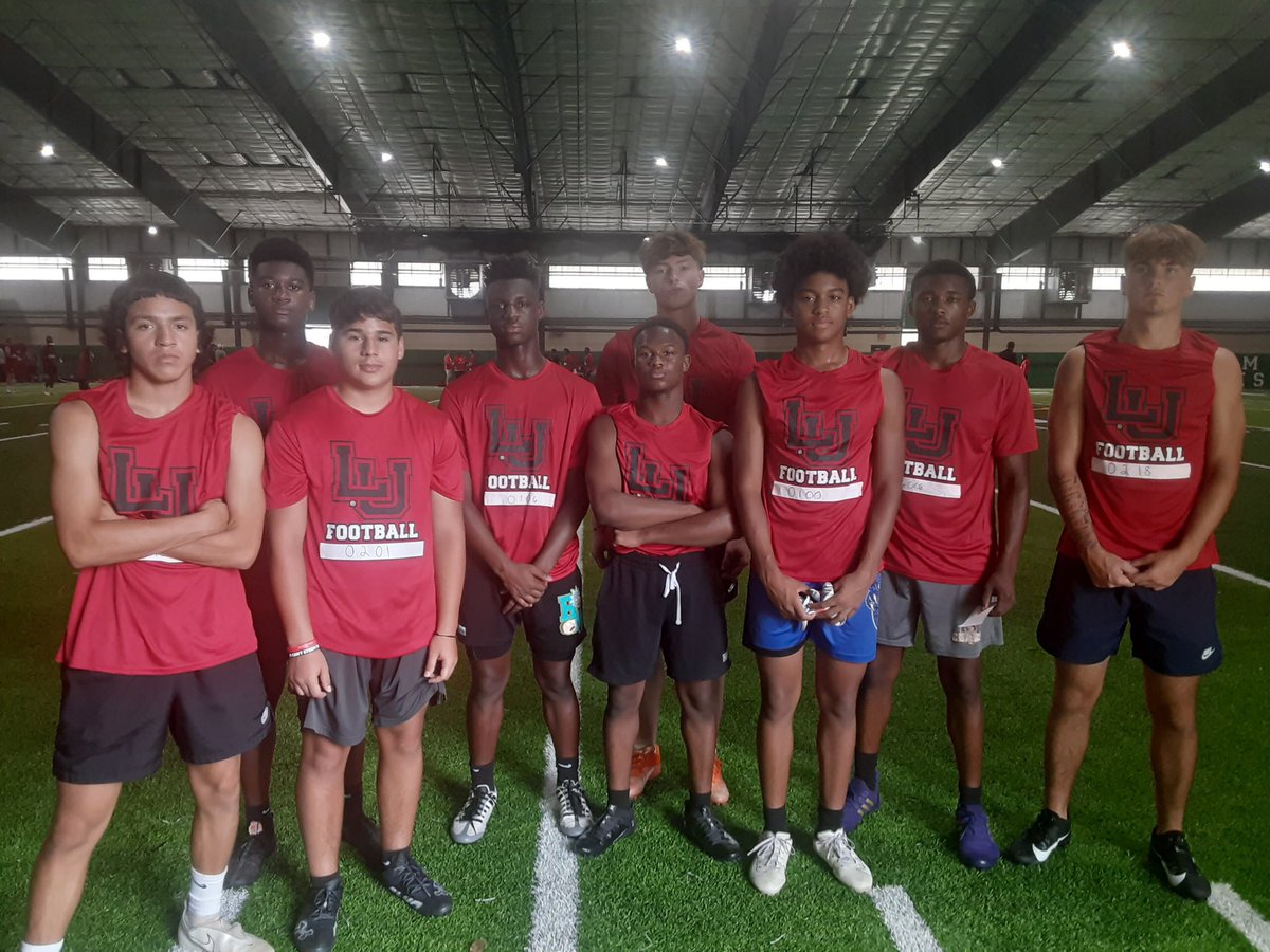 Some of the BEARS went down and competed at the Lamar Camp today in Tatum!!! THE STANDARD TRAVELS!!! WE CAN!!! @CoachGipson11 @LamarFootball