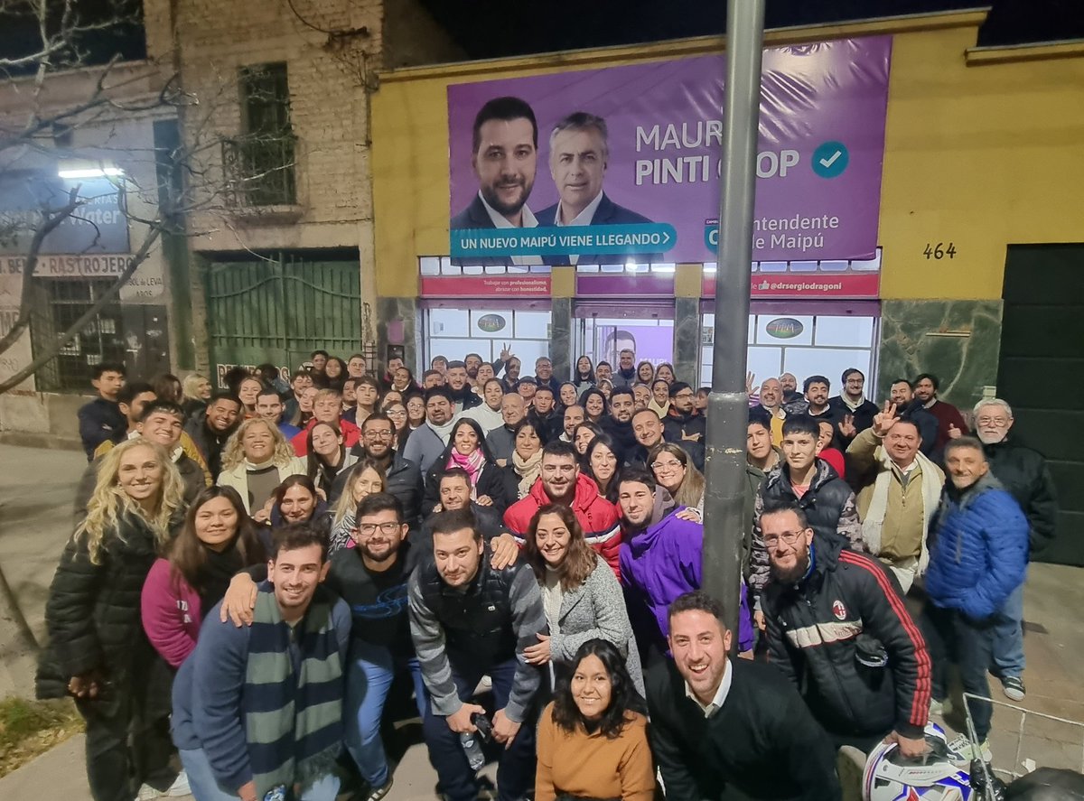 MauriPintiClop's tweet photo. Tenemos equipo para enfrentar este enorme desafío. Es nuestro deber como maipucinos presentar una propuesta diferente, una propuesta mejor desde el @FrenteCambiaMza

¡El 3 de septiembre llega un nuevo Maipú! https://t.co/UtjrBk3Qfr